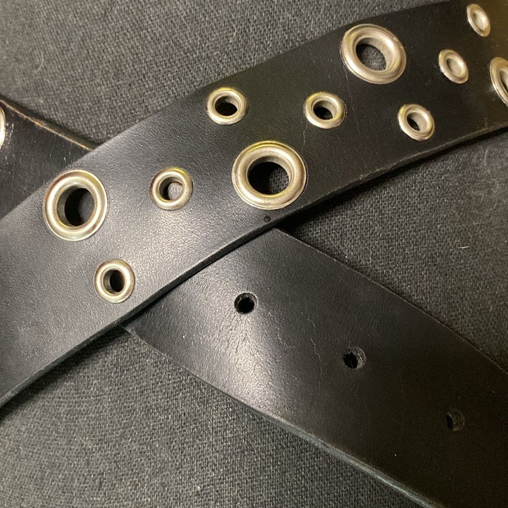 PARIS BLUES Black Leather Rivet Belt - Picture 7 of 8